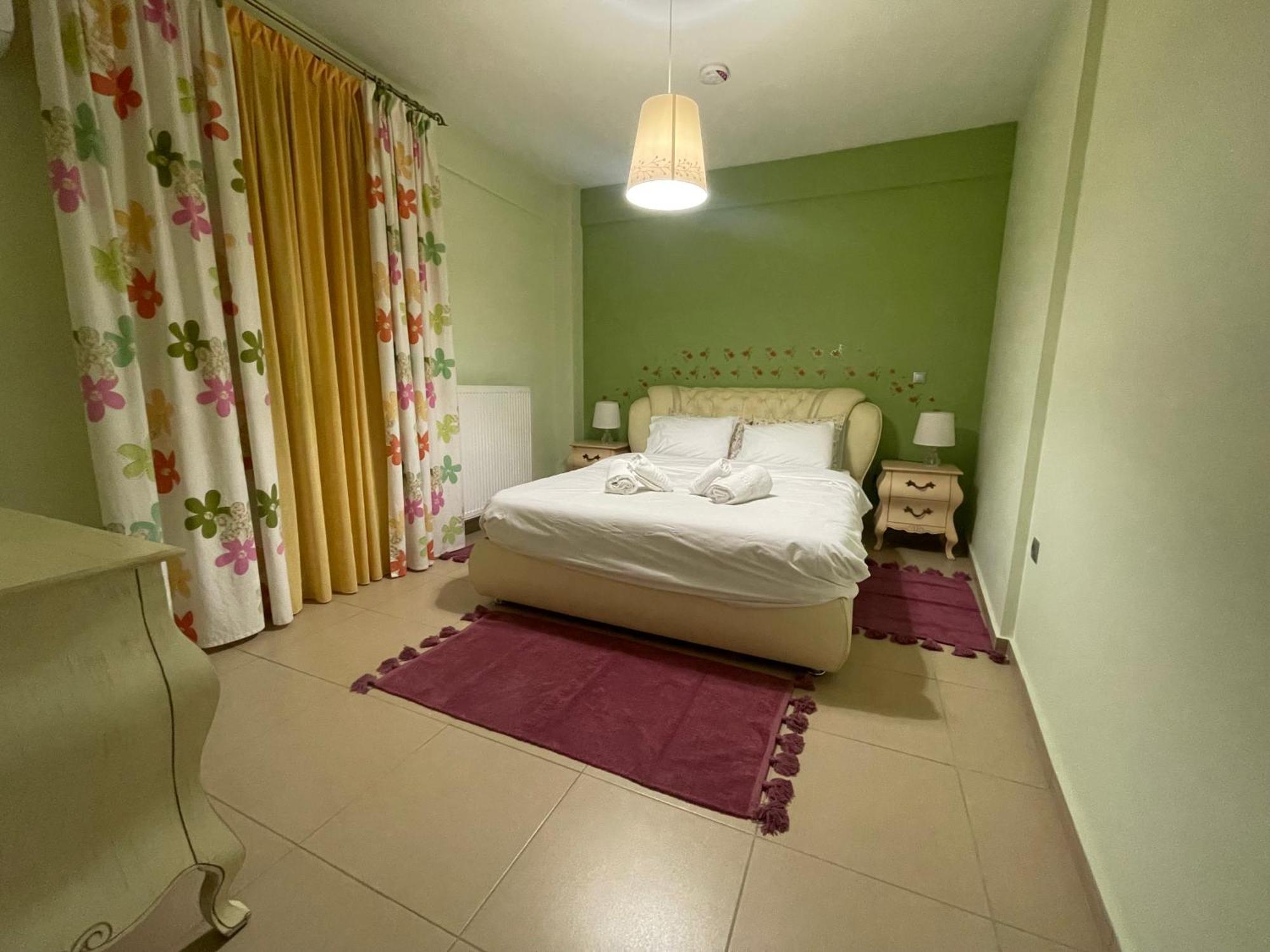 Luxury Apartment In The Center Edessa Buitenkant foto